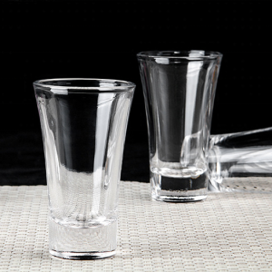Custom Logo Shot Glasses Liquor Glass Soju Wine Set Creative Tequila Shot Glass Crystal Personalized Vodka Glasses Cups