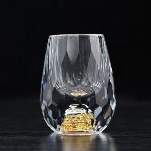 Hot Sell 2023 Bar Popular Round Design Shot Wine Glasses Crystal Handmade Gold Foiled Bubble Bottom Split Shot Baijiu Glass