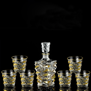 Custom Drinking Whiskey Glasses Bottle Whiskey Glasses with 6 Cups Whiskey Glass Set