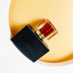 Rectangular Black Glass Perfume Bottle Alluring Design for Your Scented Essentials